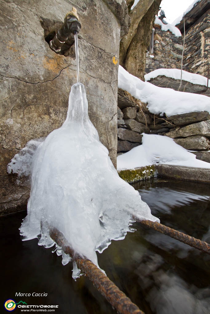 01_Fontana di Pagliari.JPG